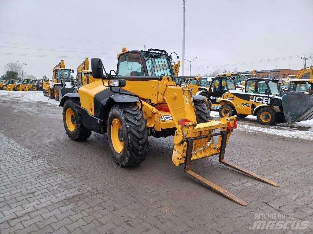 JCB 535-95 伸縮臂操作車