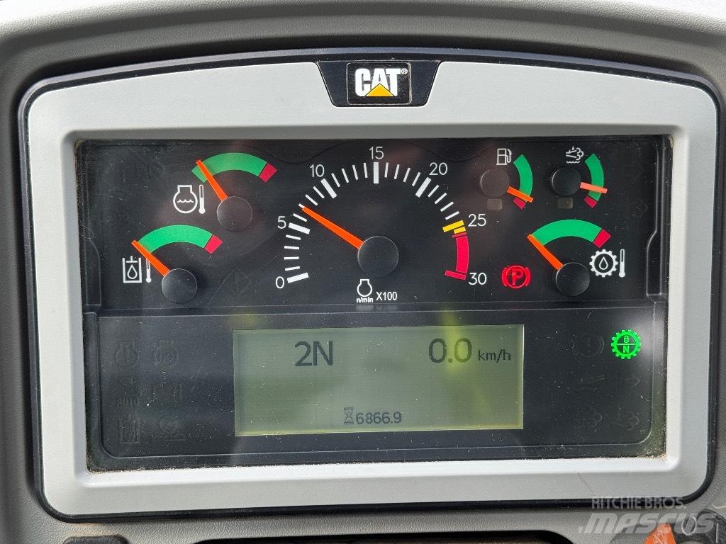 CAT 950 M 輪胎式裝載機