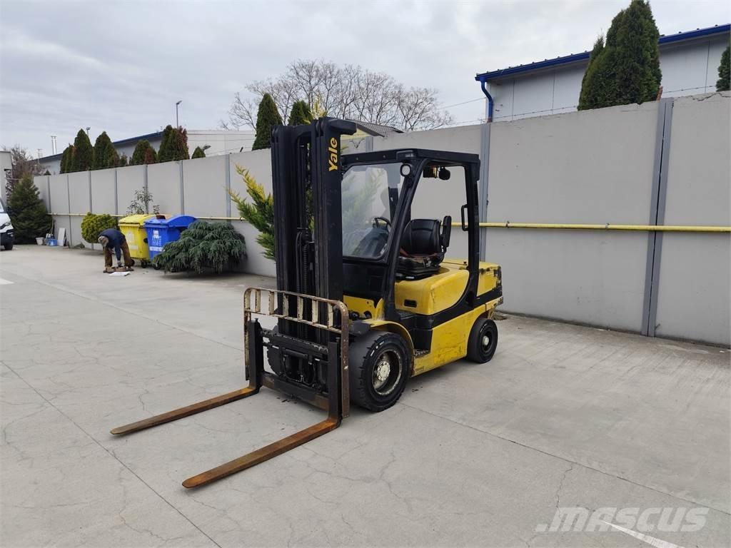 Yale GDP35VX 柴油卡車