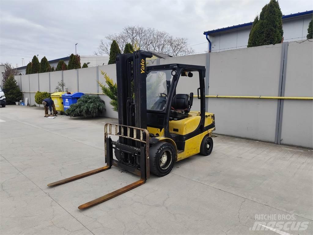 Yale GDP35VX 柴油卡車