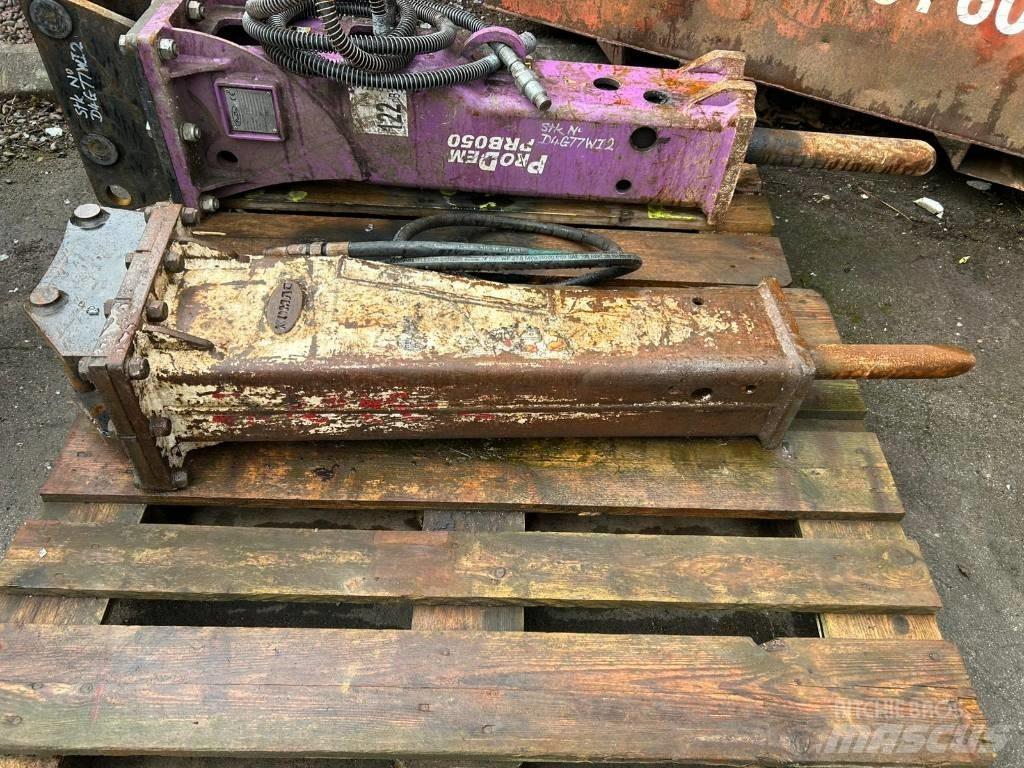 Komac KB200 鐵鎚/碎石機
