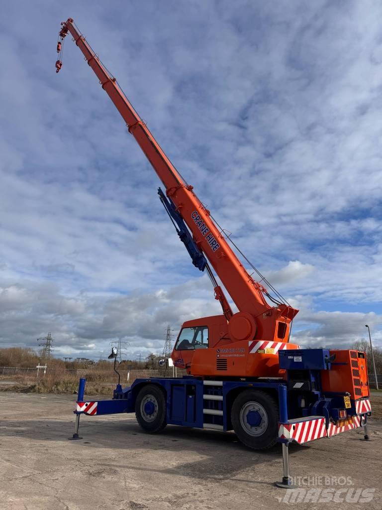 Kato CR 200 Ri 全路面起重機/吊車