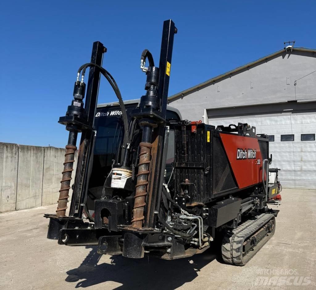 Ditch Witch AT32 水平/臥式定向鑽機設備