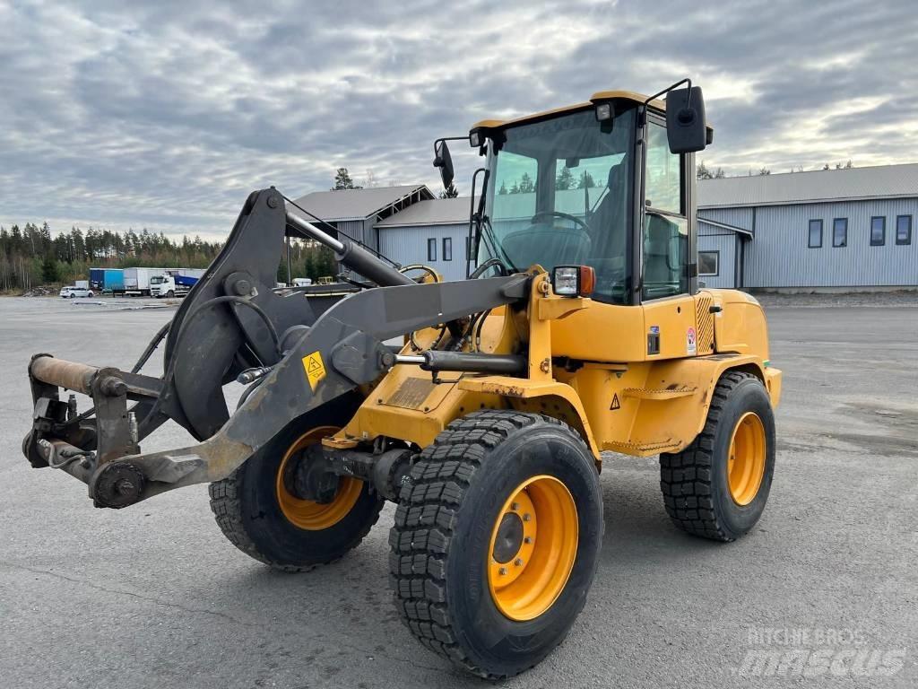 Volvo L30 G S 輪胎式裝載機