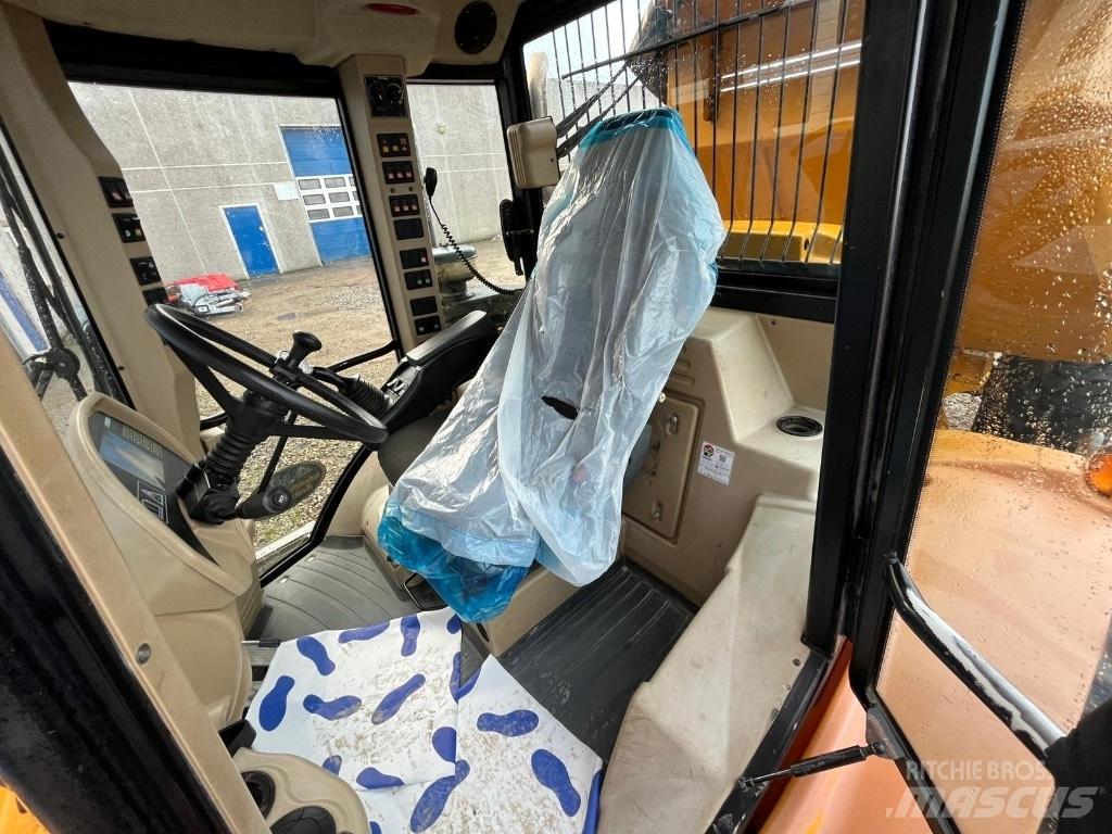 Hydrema 912 E S 鉸接式起吊車