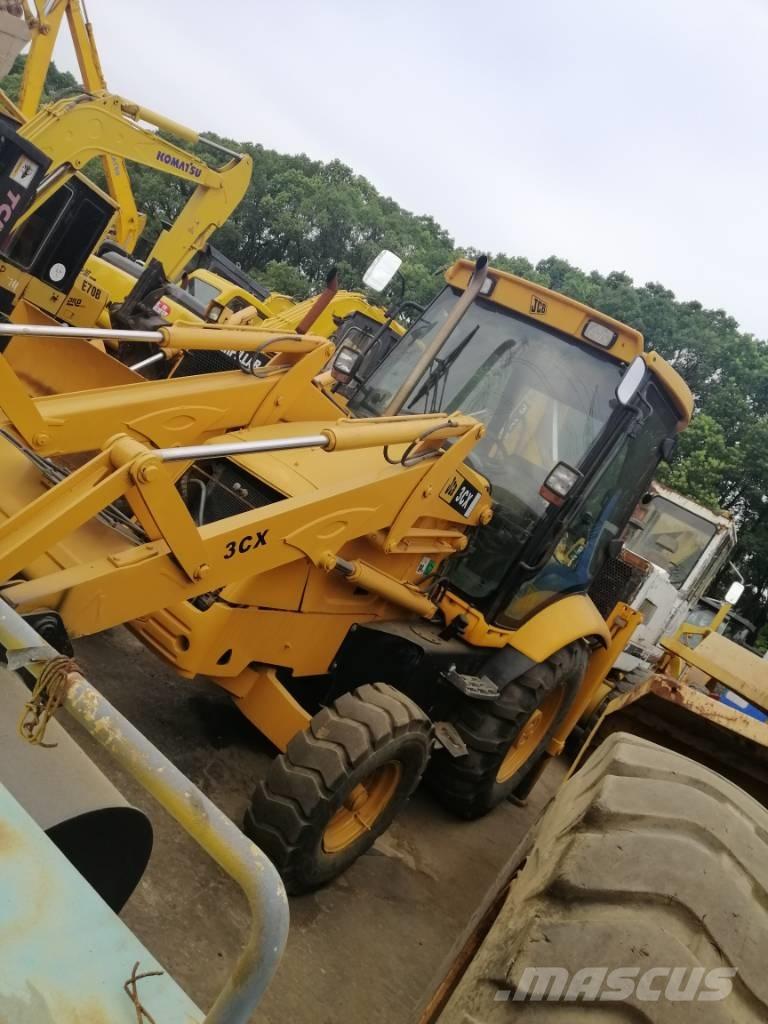 JCB 3 CX 反鏟裝載機