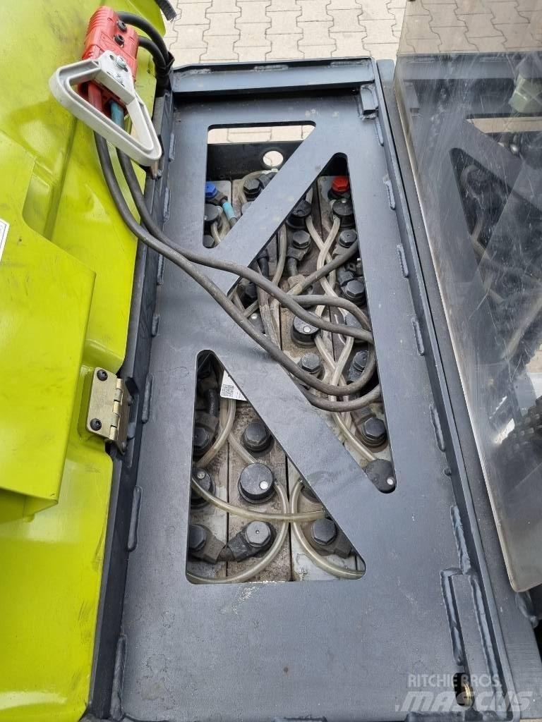 Clark SX 16 電動堆高機