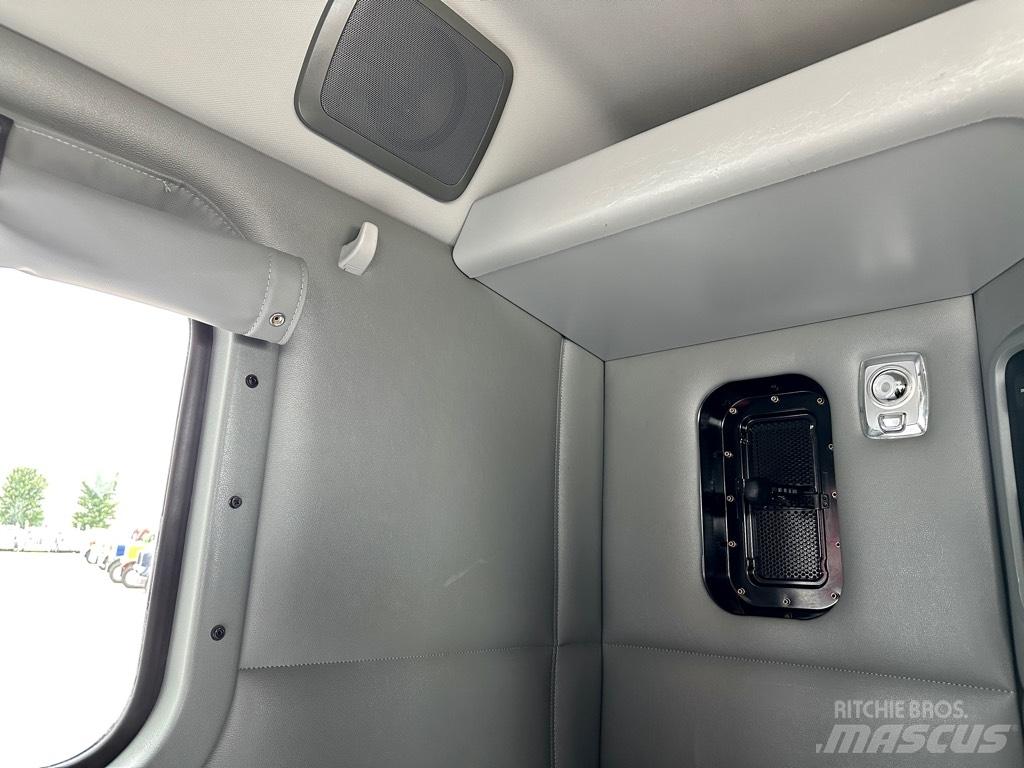 Kenworth T880 曳引機組件