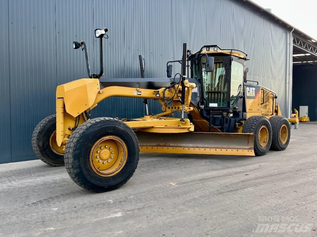 CAT 140M 平土機