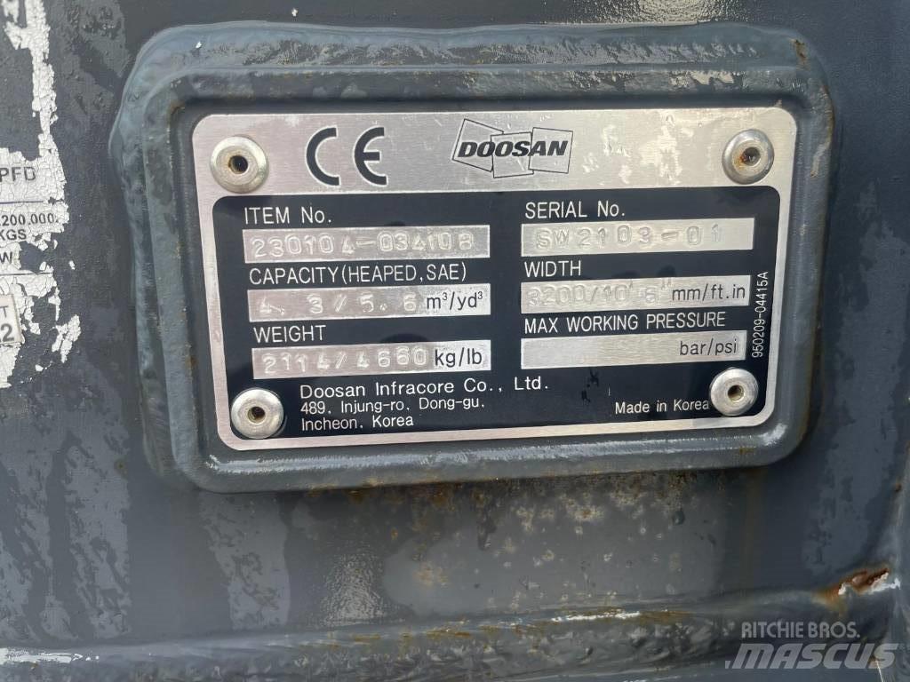 Doosan DL 420-3 鏟斗
