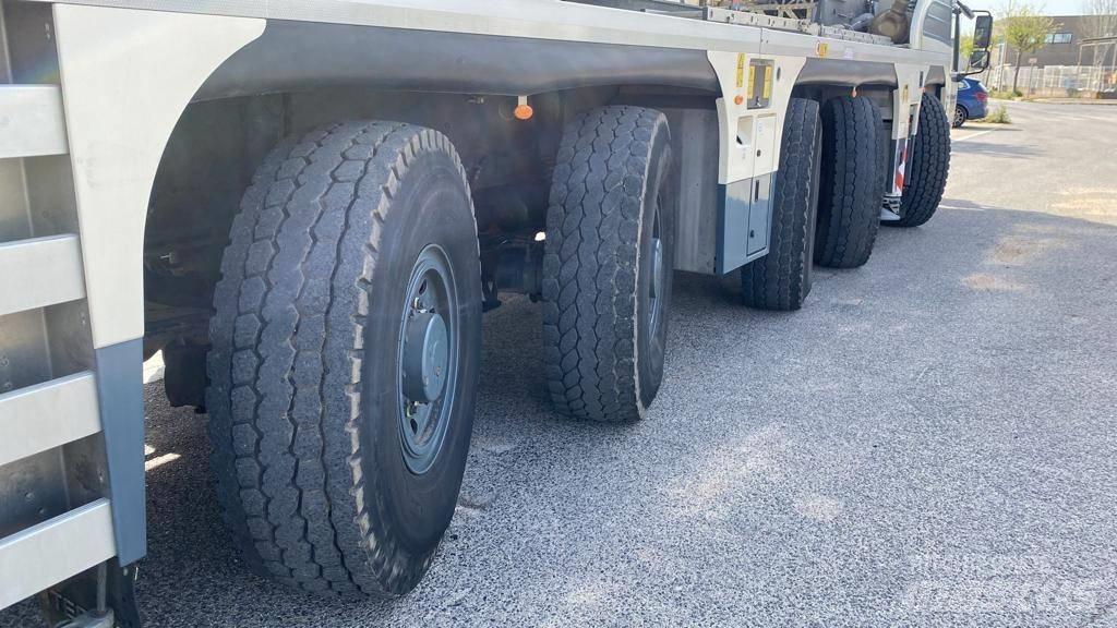Demag AC 250-5 全路面起重機/吊車