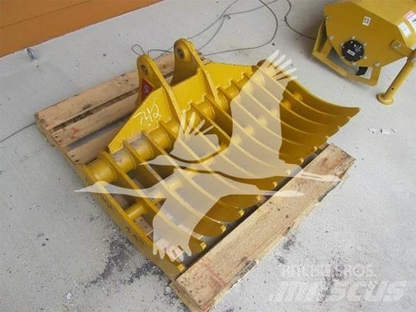Emaq CAT 305 鬆土機