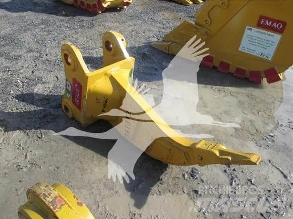 Emaq CAT312 鬆土機