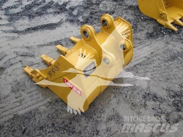 Teran CAT 303 鏟斗