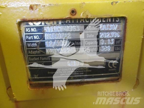 Teran CAT 307 鏟斗