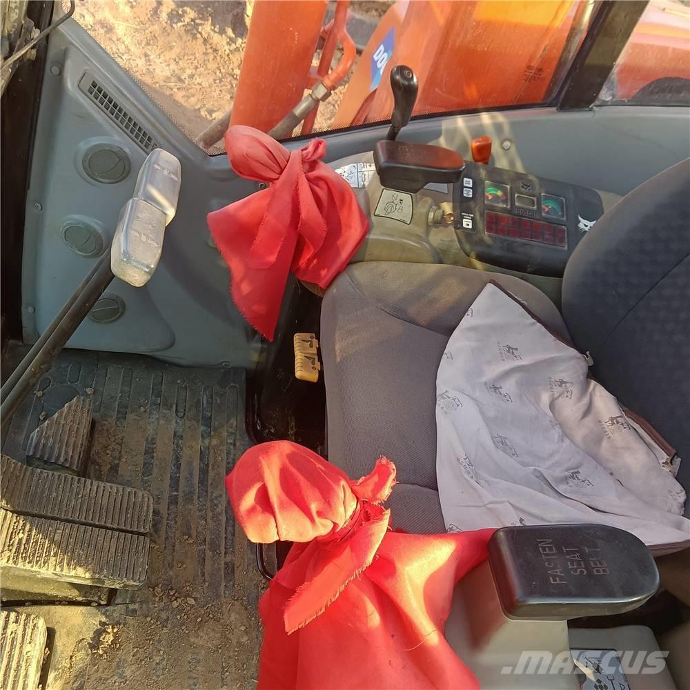 Doosan DH 80 G 中型挖土機/掘鑿機/挖掘機 7t-12t