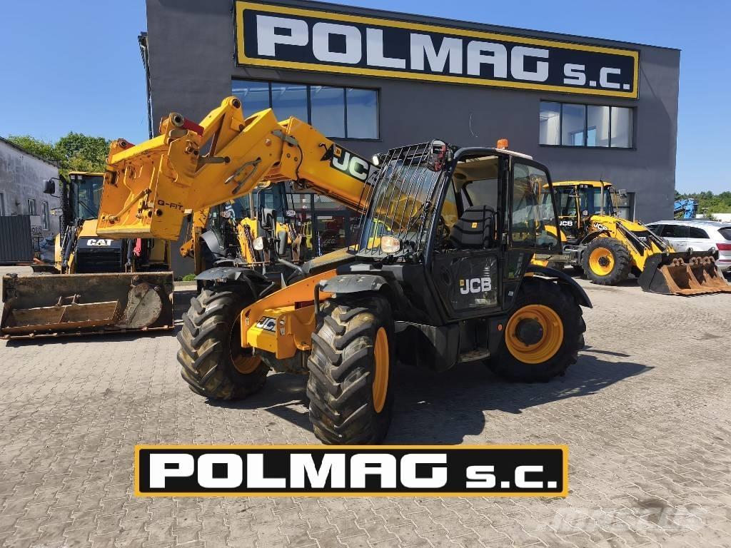 JCB 541-70 伸縮臂操作車