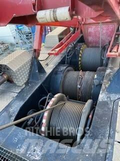 Sennebogen 3300 R SL 履帶式起重機