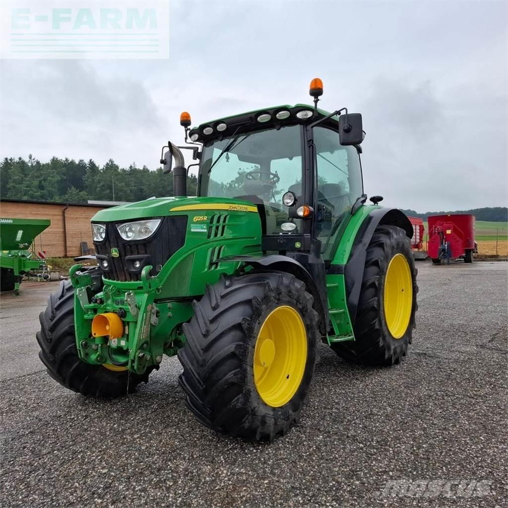 John Deere 6125 R 曳引機