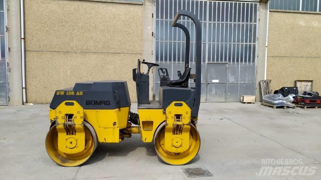 Bomag BW 138 AD 雙輪滾壓機