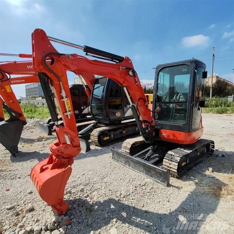 Kubota U 30 小型挖土機/掘鑿機<7t(小型挖掘機)