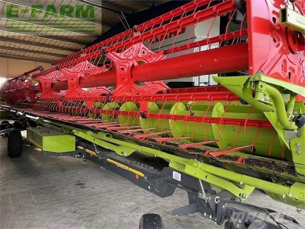 CLAAS lexion 7700 聯合收穫機