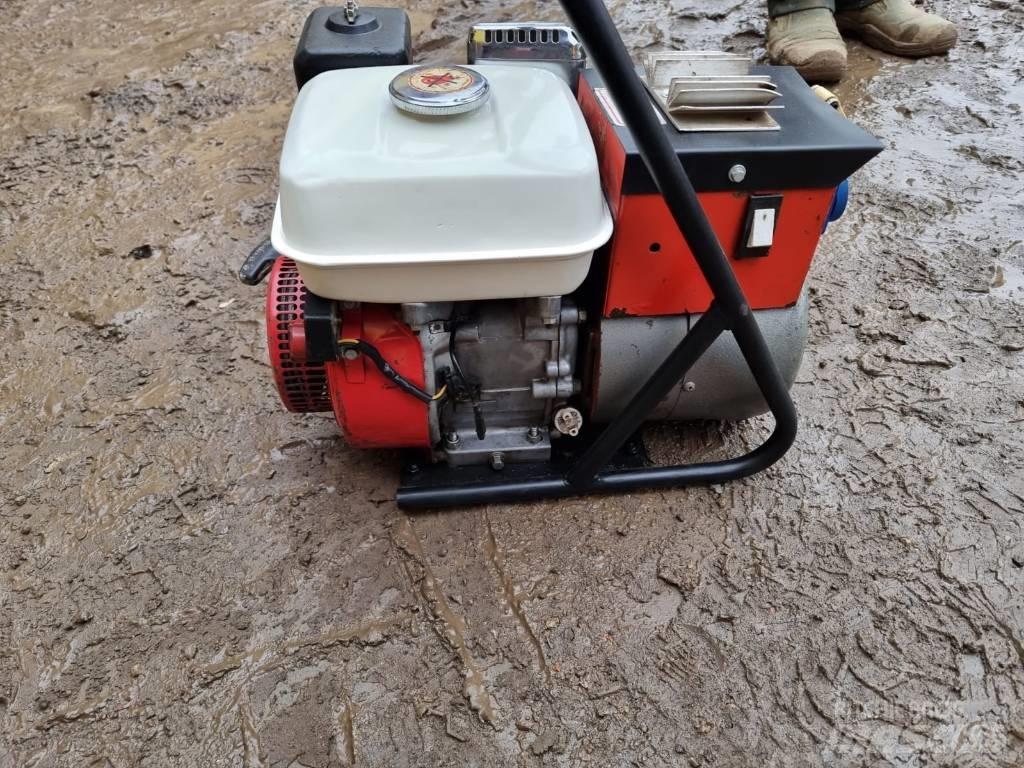 Honda GX 140 2,5KW 柴油發電機