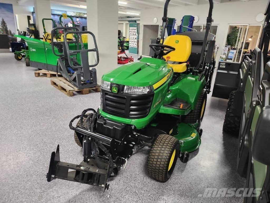 John Deere 950R 騎乘式割草機