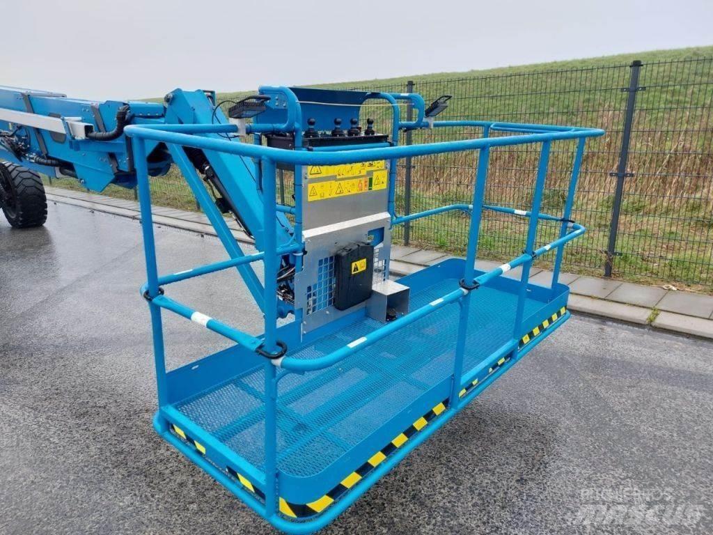 Genie SX-125 XC 伸縮臂高空作業車