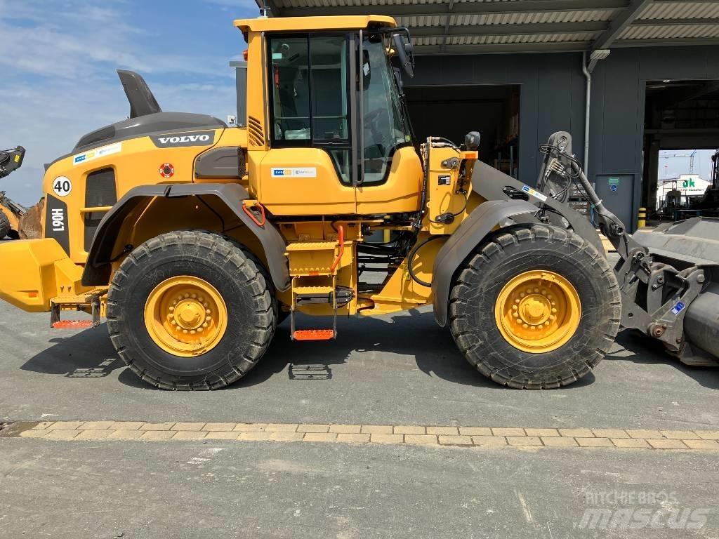 Volvo L 90 H 輪胎式裝載機