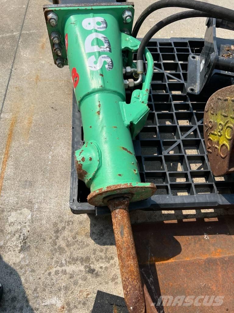 Montabert SD 8 工程軋碎機(壓碎機)