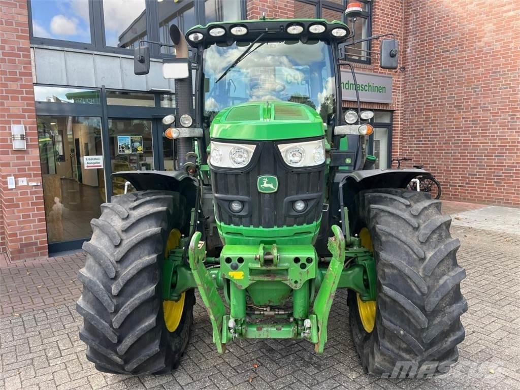 John Deere 6155R 曳引機