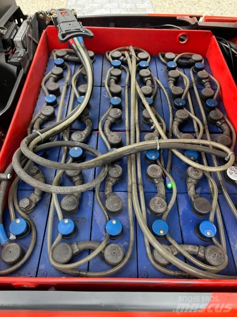 Linde E16PH-02 電動堆高機