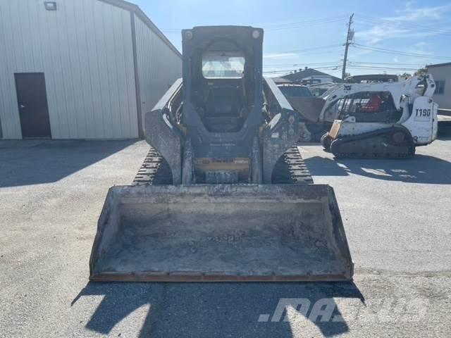 John Deere 331G 滑移轉向裝載機