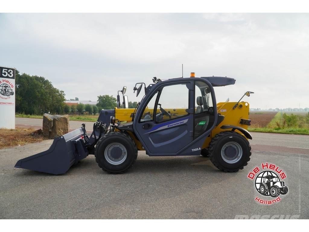 Eurotrac TH25.6 伸縮臂操作車