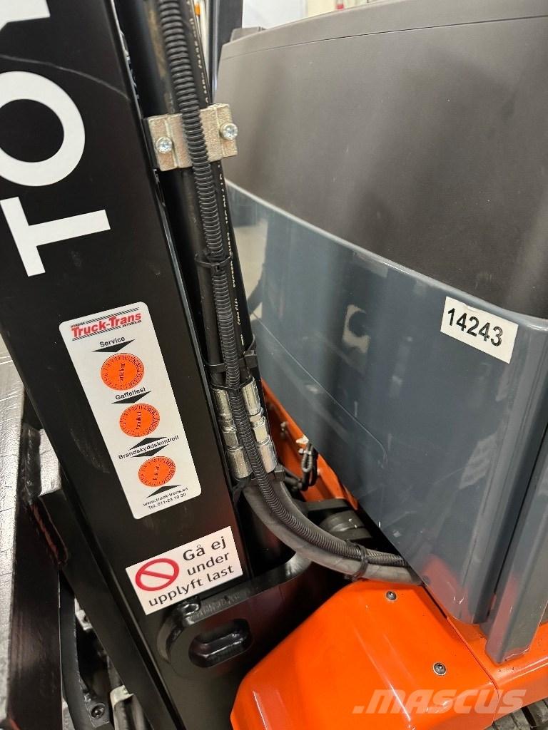 Toyota 7FBEST13 電動堆高機