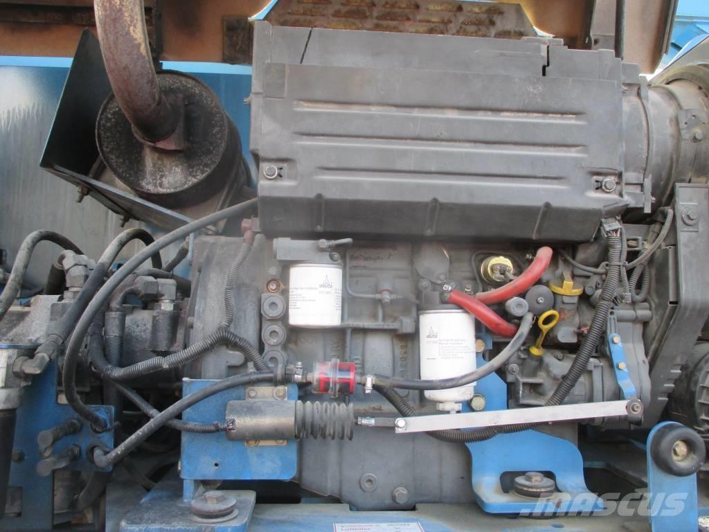 Genie Z 135 曲臂高空作業車