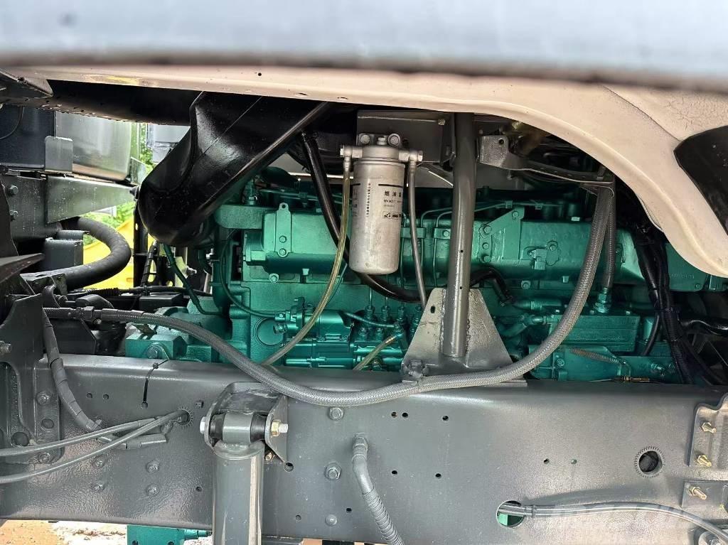 Howo 371hp 8x4 傾卸式卡車