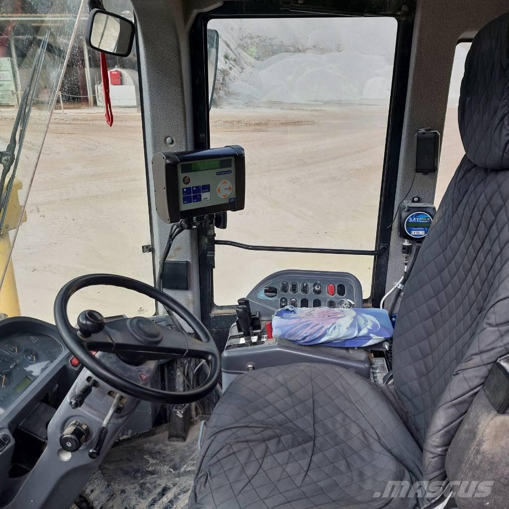 Komatsu WA470LC-6 輪胎式裝載機