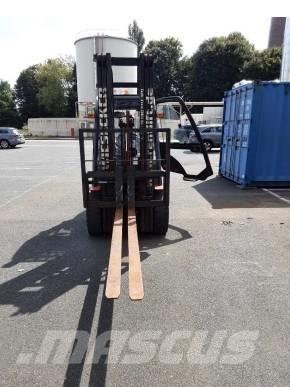 Manitou MI 30 D 柴油卡車