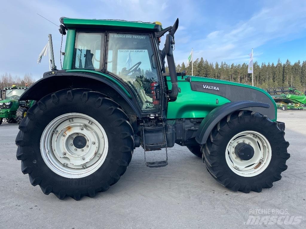 Valtra T 151 曳引機