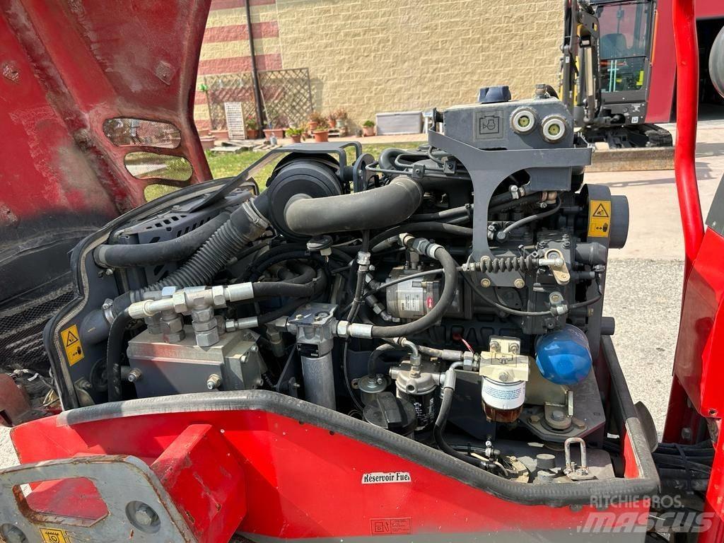 Hamm HD 12 雙輪滾壓機