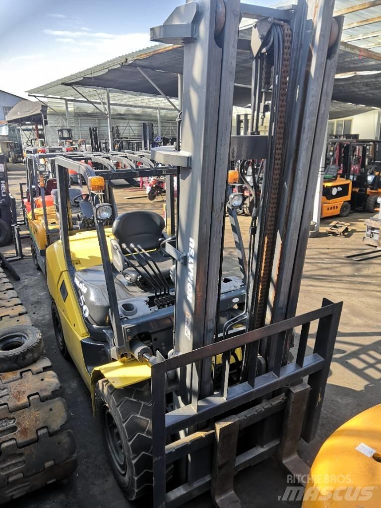 Komatsu 5 Ton 柴油卡車