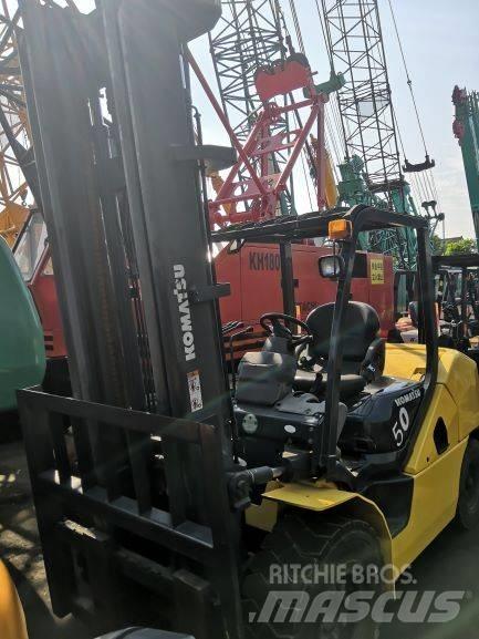 Komatsu 5 Ton 柴油卡車