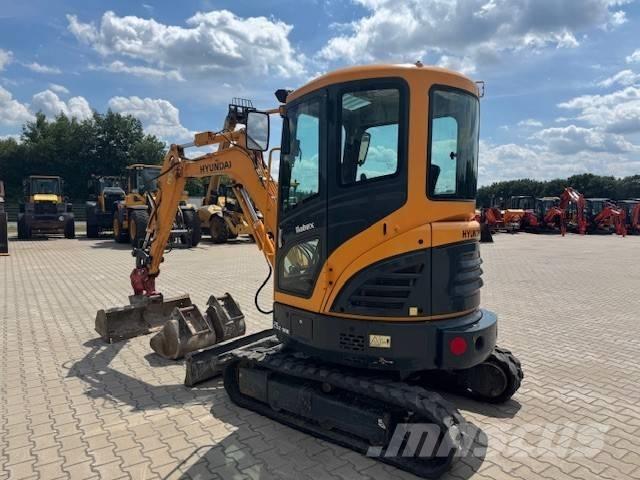Hyundai R25Z-9 AK 小型挖土機/掘鑿機<7t(小型挖掘機)