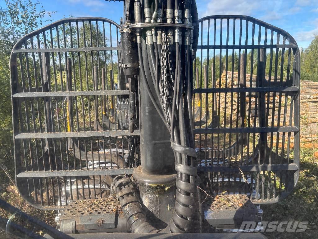 Ponsse WISENT 8W 集運機