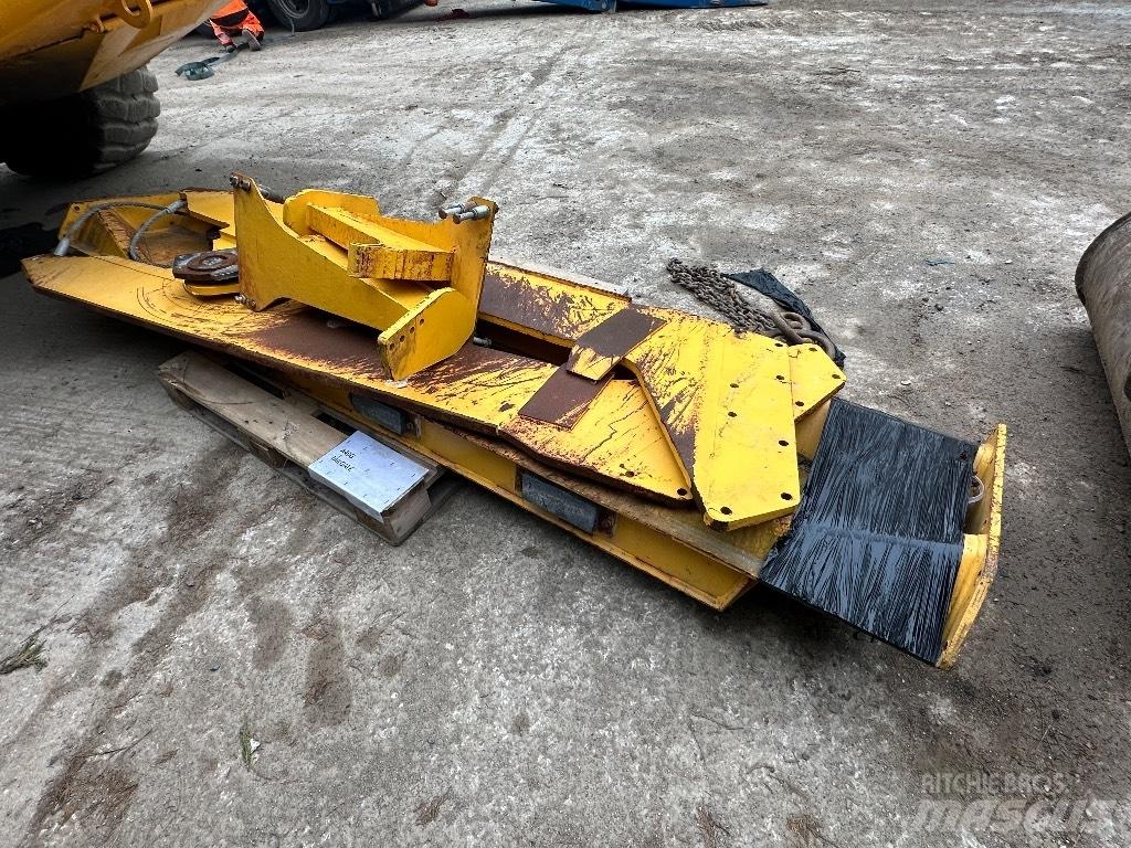 Volvo A40G 鉸接式起吊車