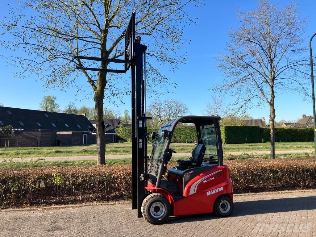 Manitou ME 425 電動堆高機