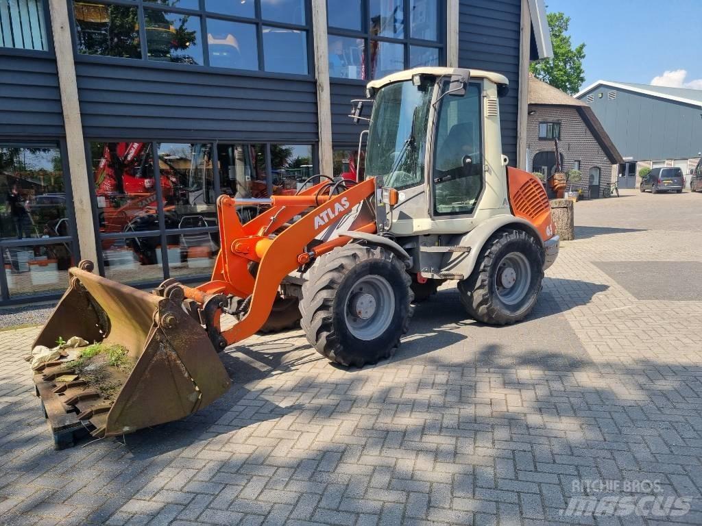 Atlas 65 輪胎式裝載機