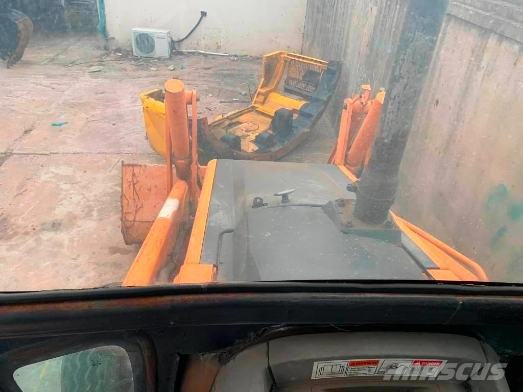 CASE 580 M 反鏟裝載機